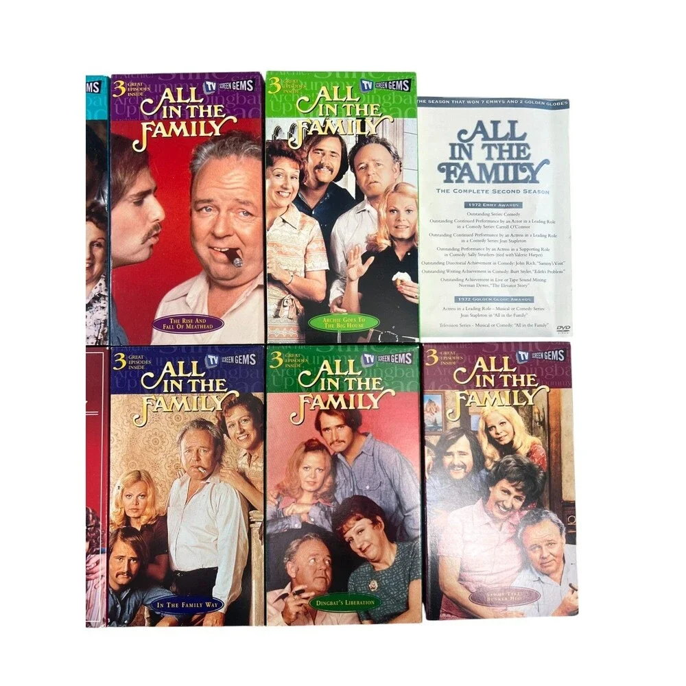 ALL IN THE FAMILY LOT of 9 VHS (25+ EPISODES) 70s TV Show Archie Bunker TESTED